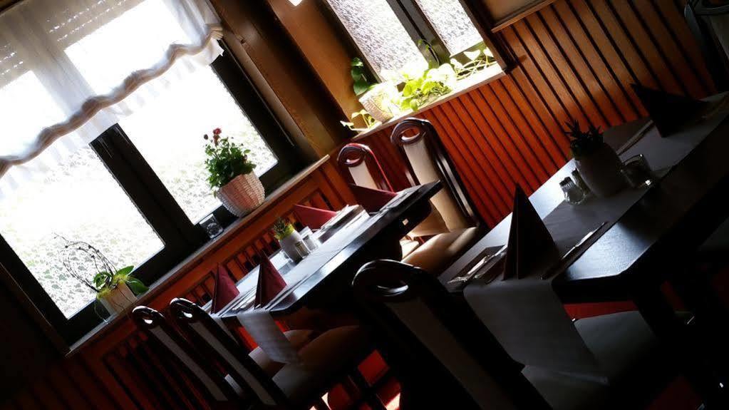 Hotel Restaurant Lenhsen 엘름트 외부 사진